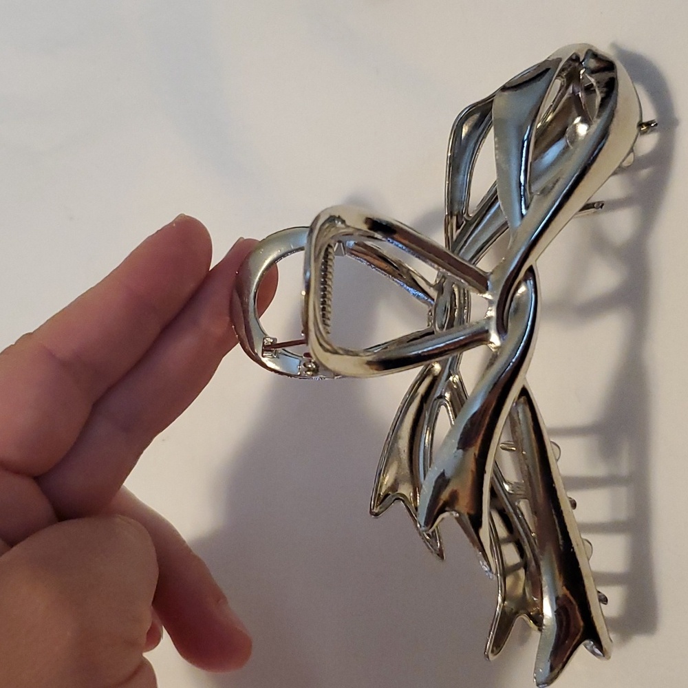 HAIR CLIP - Picture 4 of 4